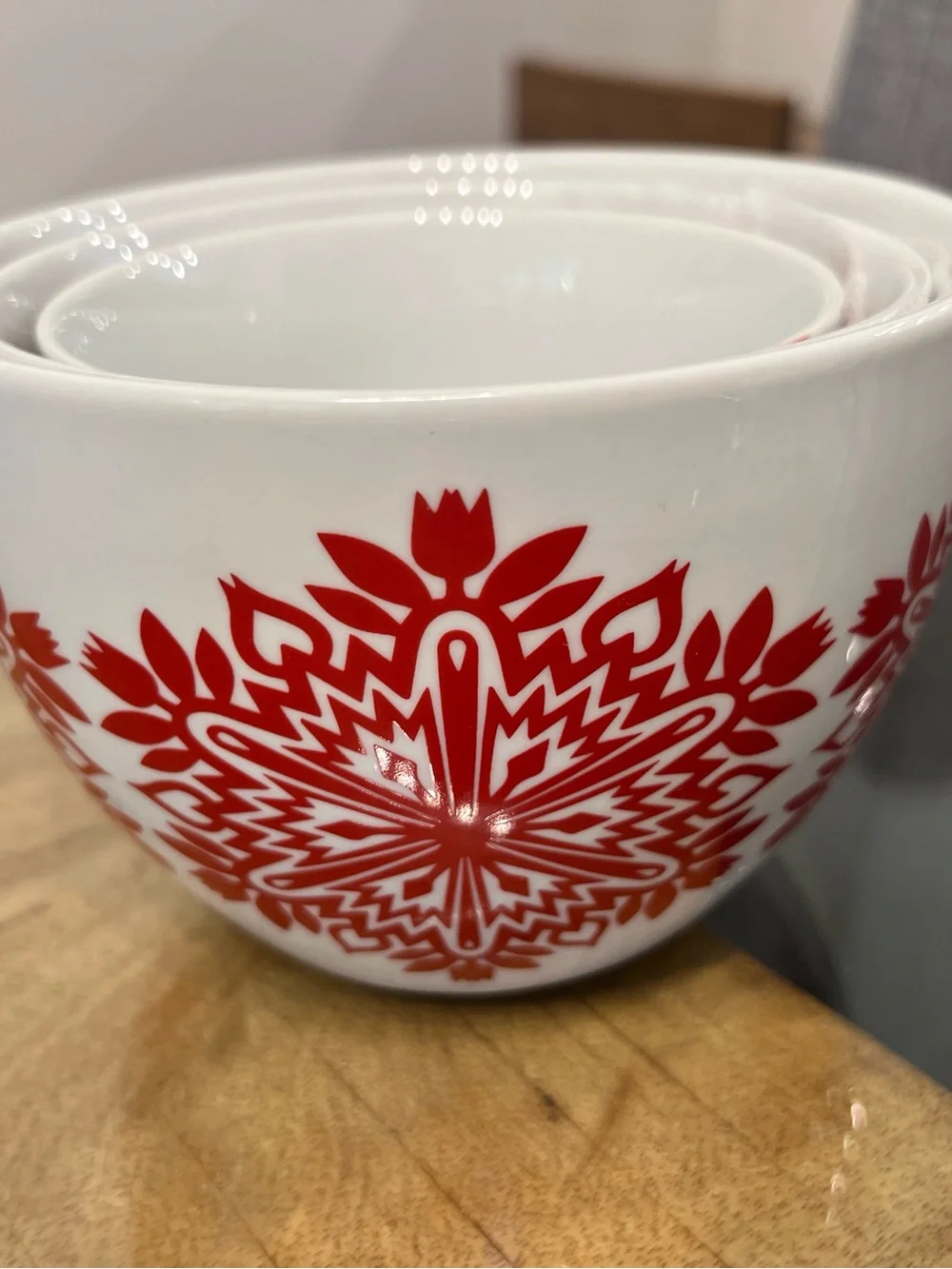 Crate & Barrel Nordic 3 Nesting Bowls Red White snowflake floral